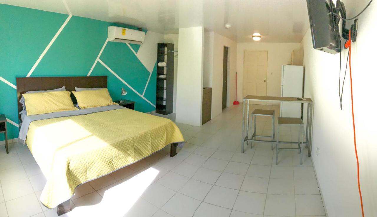 אורנג'סטאד Dona Clara Vacation Apartments מראה חיצוני תמונה